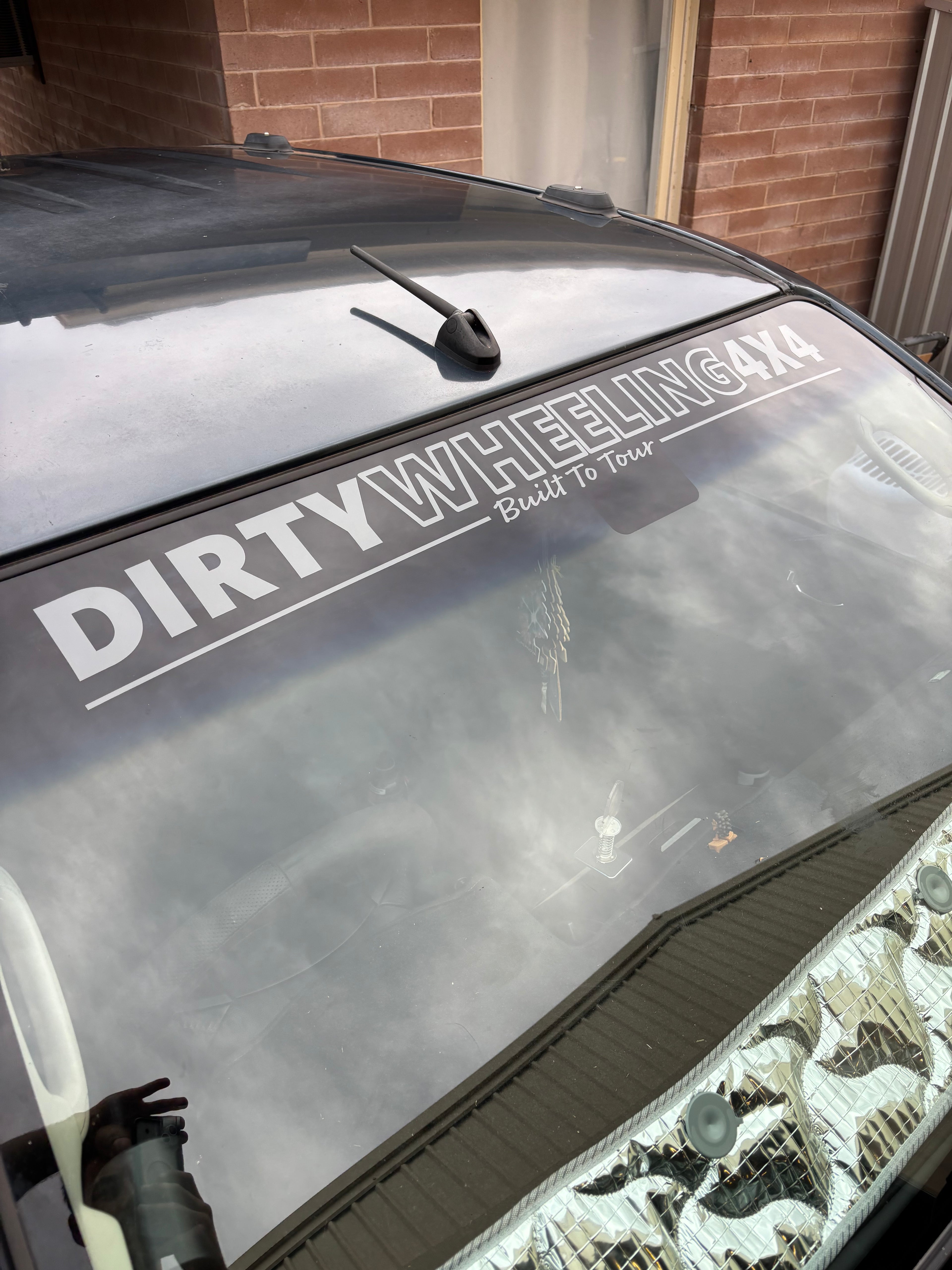 “BUILT TO TOUR” Window Banner